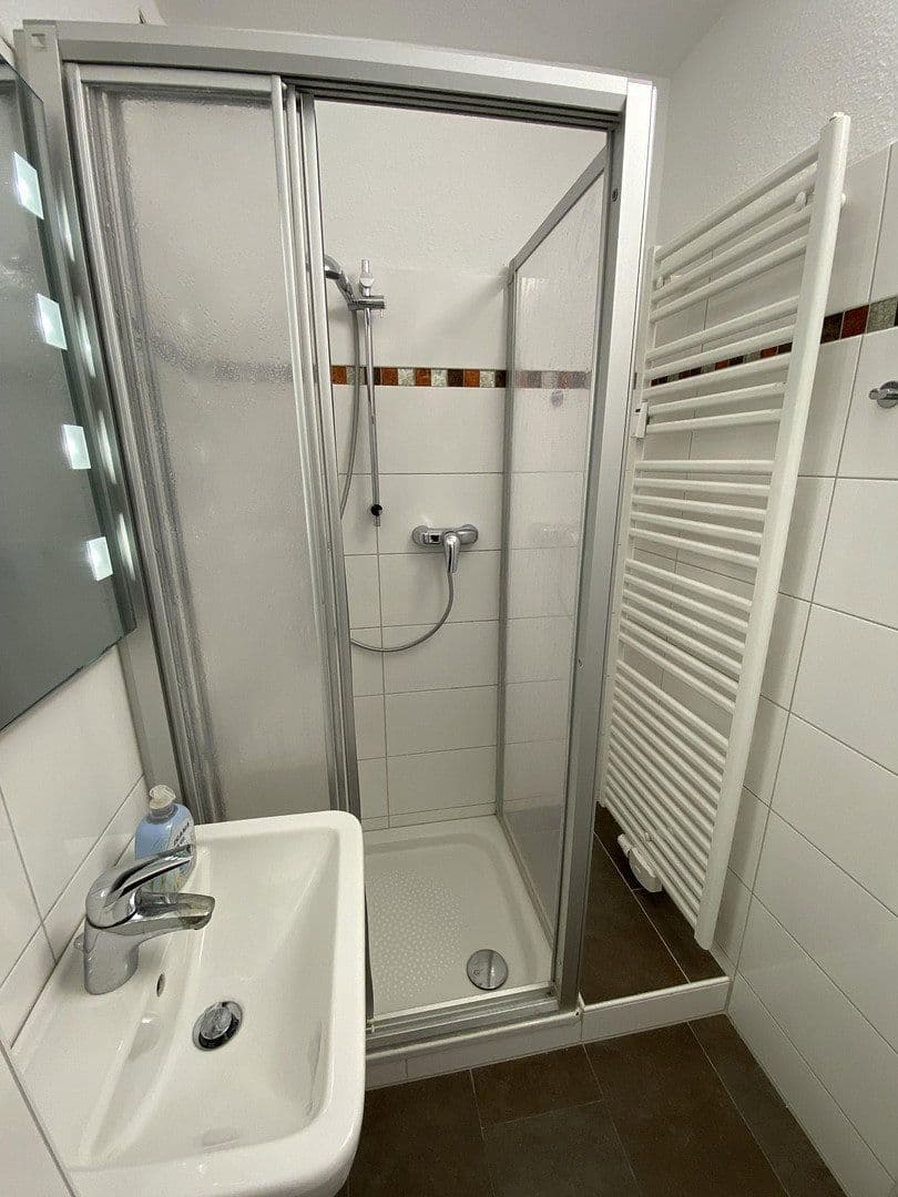 Prenájom bytu 1-izbový 36 m², Adlerstr. 46, Ratingen, Severné Porýnie - Westfálsko Prenájom bytu 1-izbový 36 m², Adlerstr. 46, Ratingen, Severné Porýnie - Westfálsko