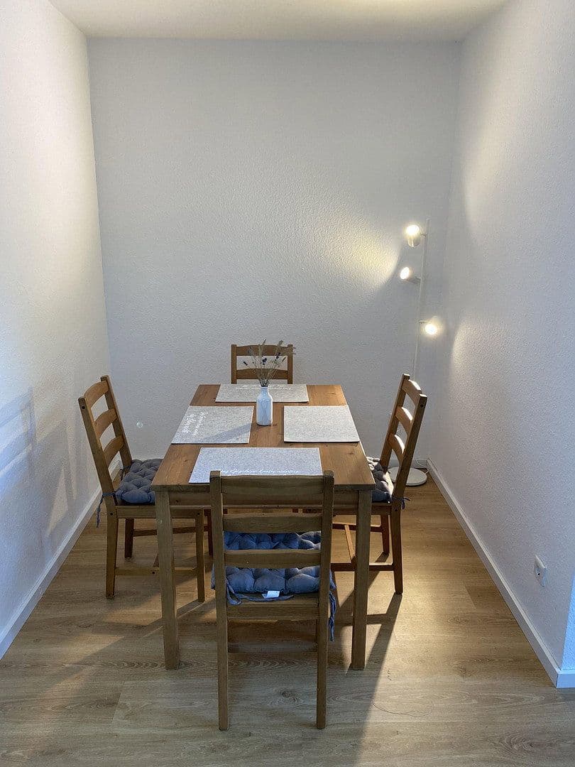 Prenájom bytu 1-izbový 36 m², Adlerstr. 46, Ratingen, Severné Porýnie - Westfálsko Prenájom bytu 1-izbový 36 m², Adlerstr. 46, Ratingen, Severné Porýnie - Westfálsko