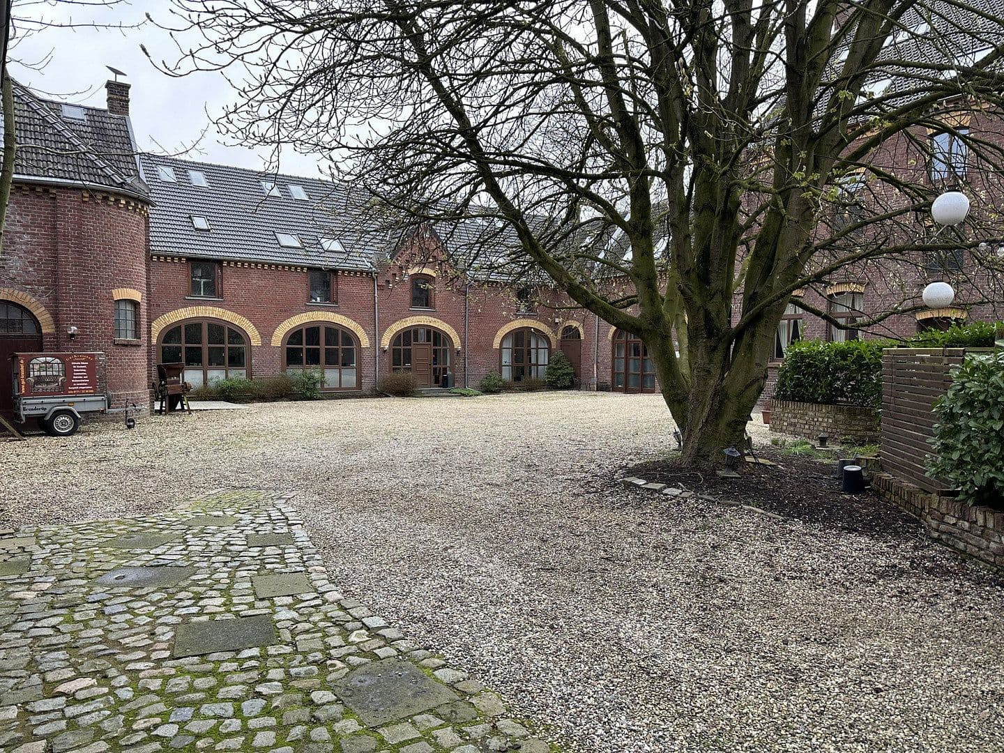 Prenájom kancelárie 115 m², Oberbenrader Strasse 51, Krefeld, Severné Porýnie - Westfálsko Prenájom kancelárie 115 m², Oberbenrader Strasse 51, Krefeld, Severné Porýnie - Westfálsko