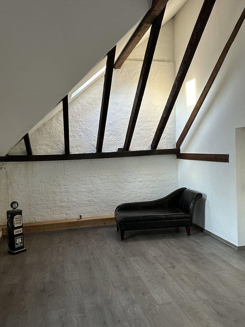 Prenájom kancelárie 115 m², Oberbenrader Strasse 51, Krefeld, Severné Porýnie - Westfálsko Prenájom kancelárie 115 m², Oberbenrader Strasse 51, Krefeld, Severné Porýnie - Westfálsko