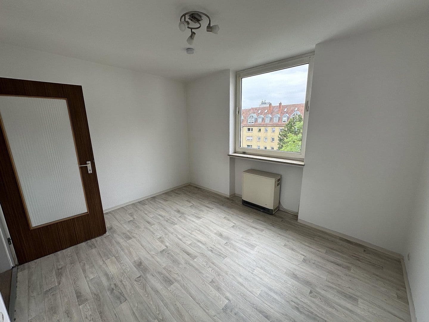 Prenájom bytu 2-izbový 47 m², Nürnberg, Bavorsko Prenájom bytu 2-izbový 47 m², Nürnberg, Bavorsko
