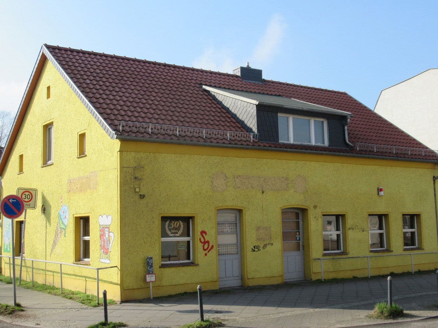 Predaj domu 292 m², pozemek 654 m², Eberswalder Straße 79, Eberswalde, Brandenbursko Predaj domu 292 m², pozemek 654 m², Eberswalder Straße 79, Eberswalde, Brandenbursko