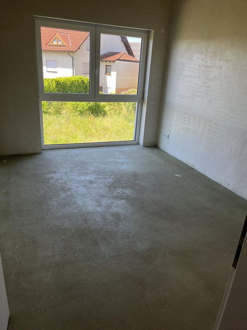 Predaj domu 128 m², pozemek 389 m², Höstchesflur 14b, Idar-Oberstein, Porýnie-Falcko Predaj domu 128 m², pozemek 389 m², Höstchesflur 14b, Idar-Oberstein, Porýnie-Falcko