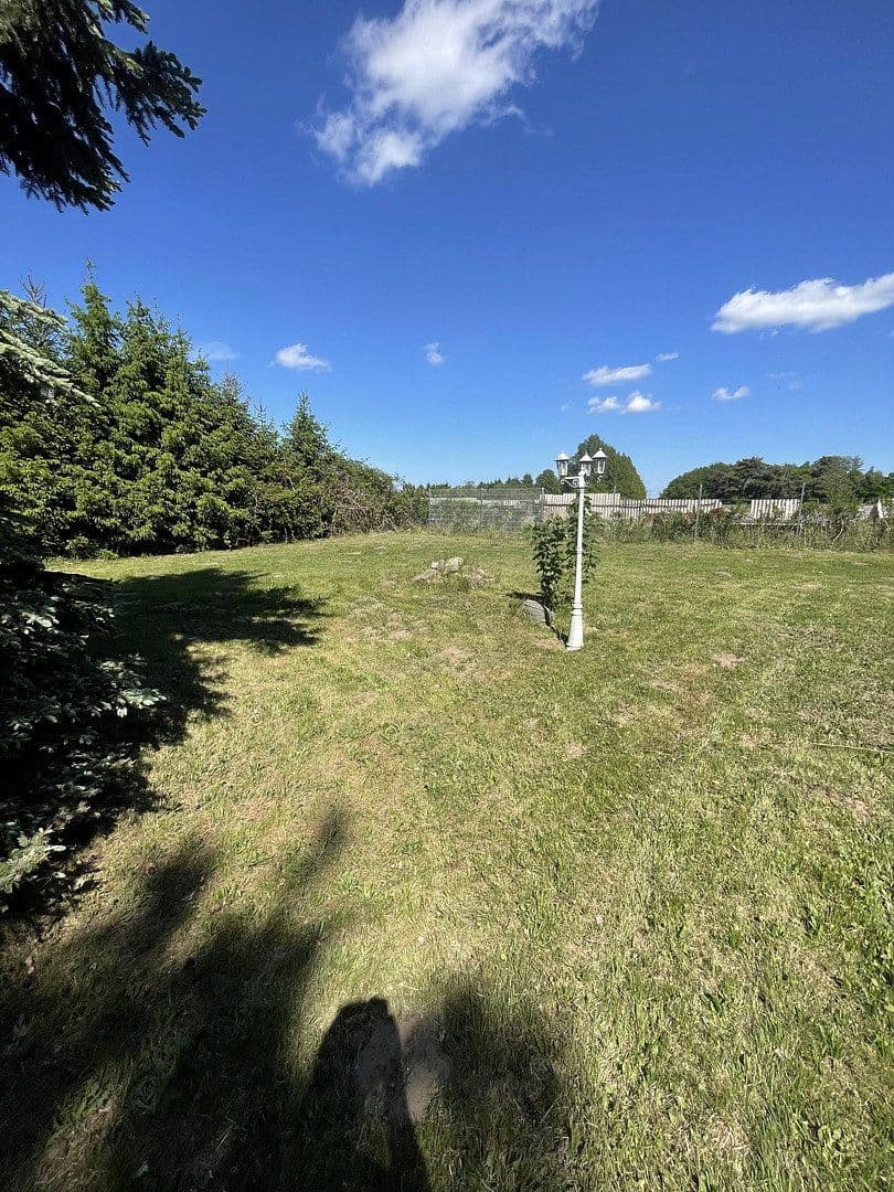 Predaj pozemku 2.000 m², Rubenow, Meklenbursko-Predpomoransko Predaj pozemku 2.000 m², Rubenow, Meklenbursko-Predpomoransko