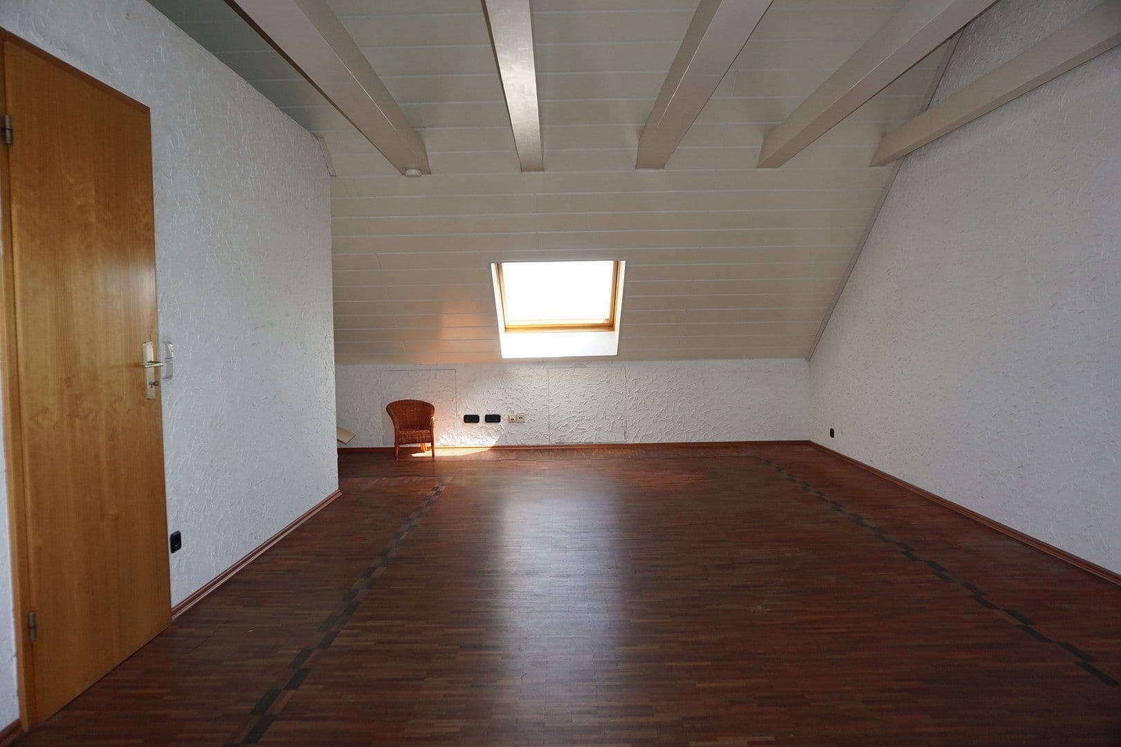 Prenájom domu 140 m², pozemek 246 m², Speyer, Porýnie-Falcko Prenájom domu 140 m², pozemek 246 m², Speyer, Porýnie-Falcko