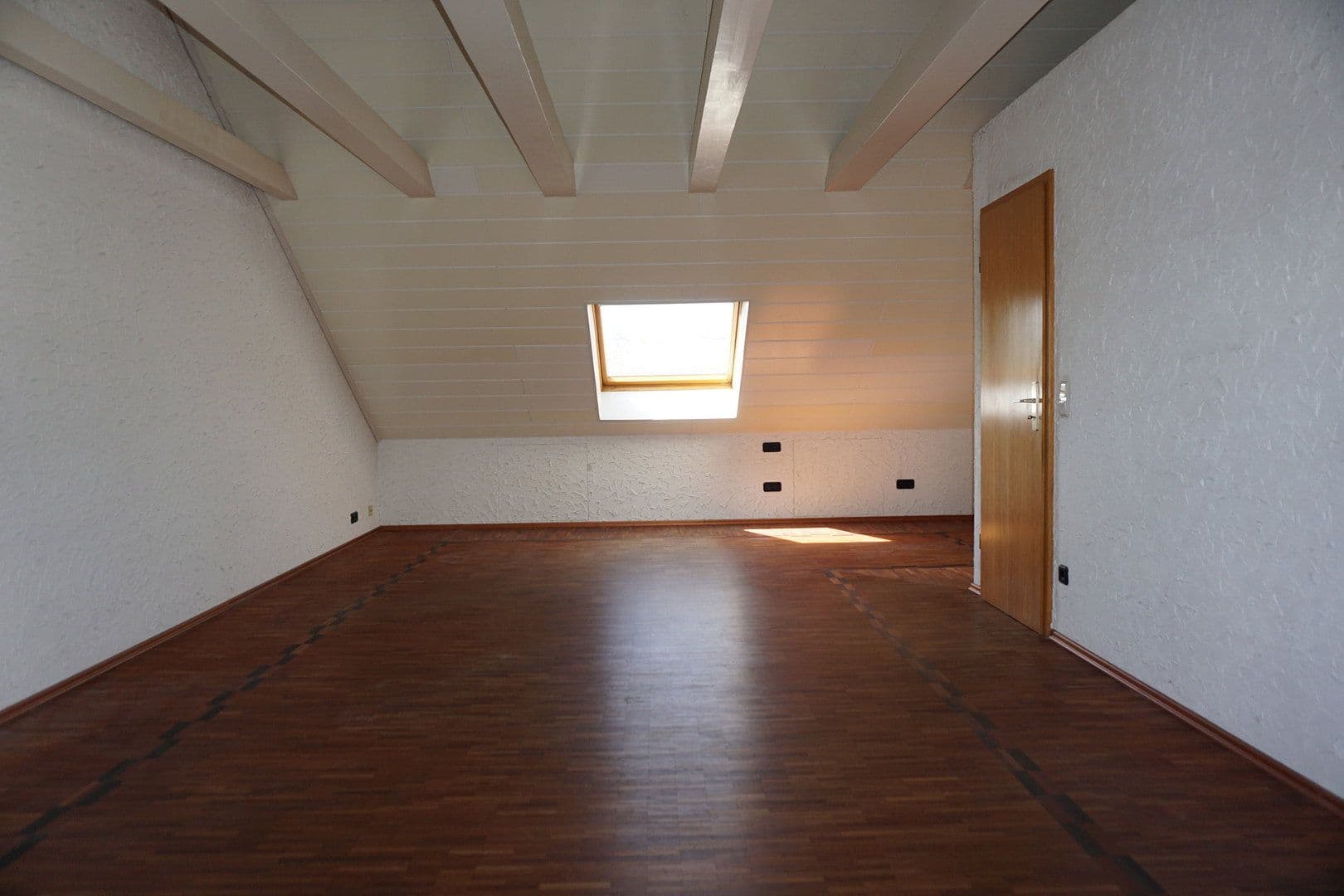 Prenájom domu 140 m², pozemek 246 m², Speyer, Porýnie-Falcko Prenájom domu 140 m², pozemek 246 m², Speyer, Porýnie-Falcko