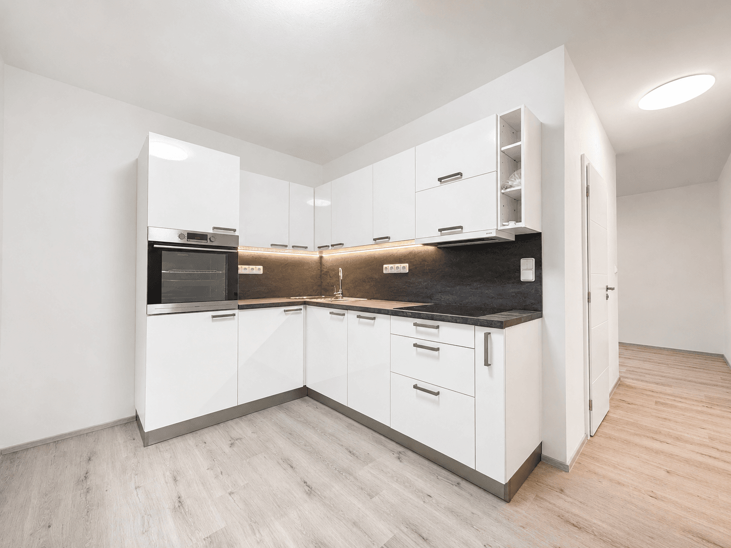 Prenájom bytu 2-izbový 58 m², Borodinova, Brno, Jihomoravský kraj Prenájom bytu 2-izbový 58 m², Borodinova, Brno, Jihomoravský kraj