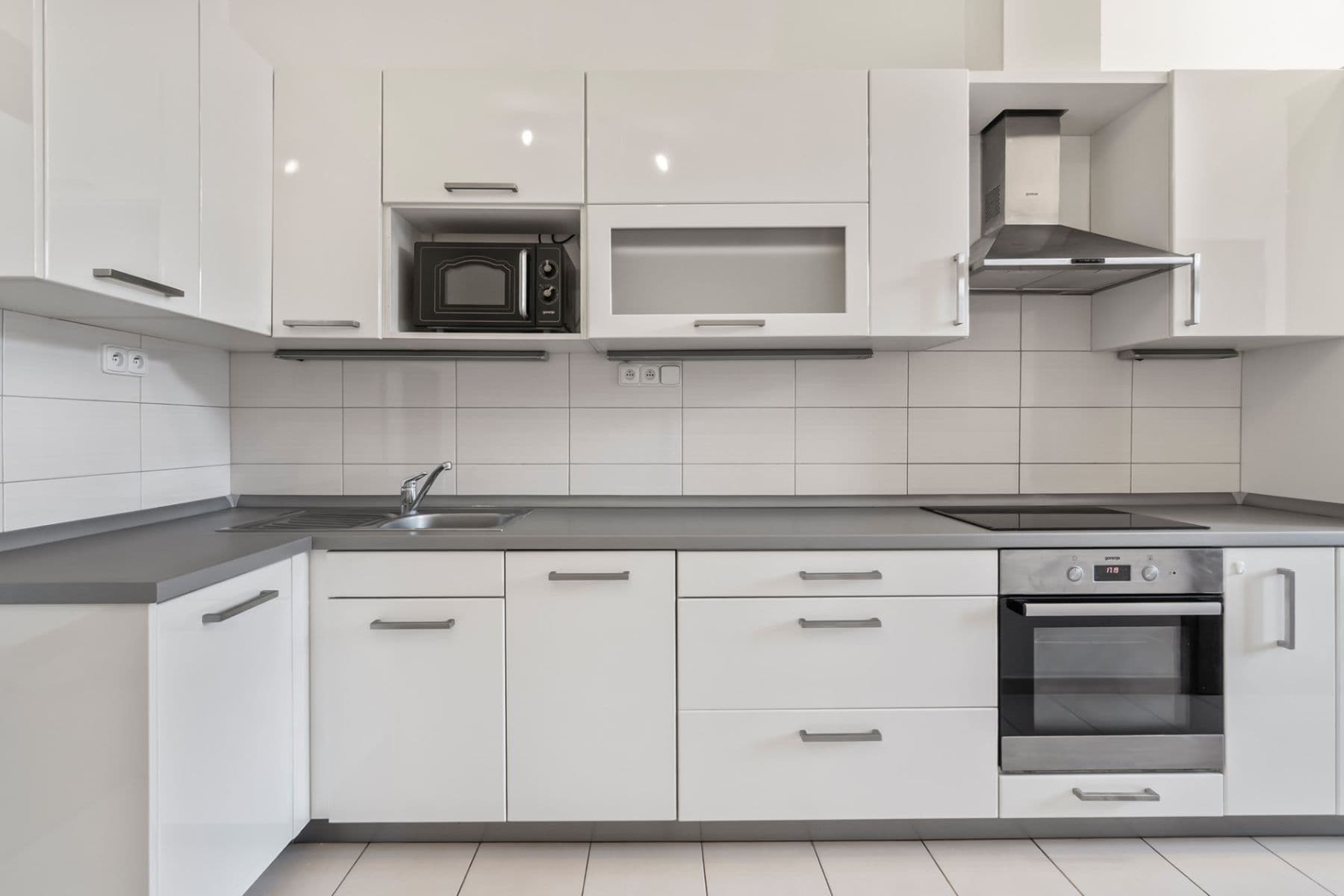 Prenájom bytu 1-izbový 39 m², Sokolovská, Praha, Praha Prenájom bytu 1-izbový 39 m², Sokolovská, Praha, Praha