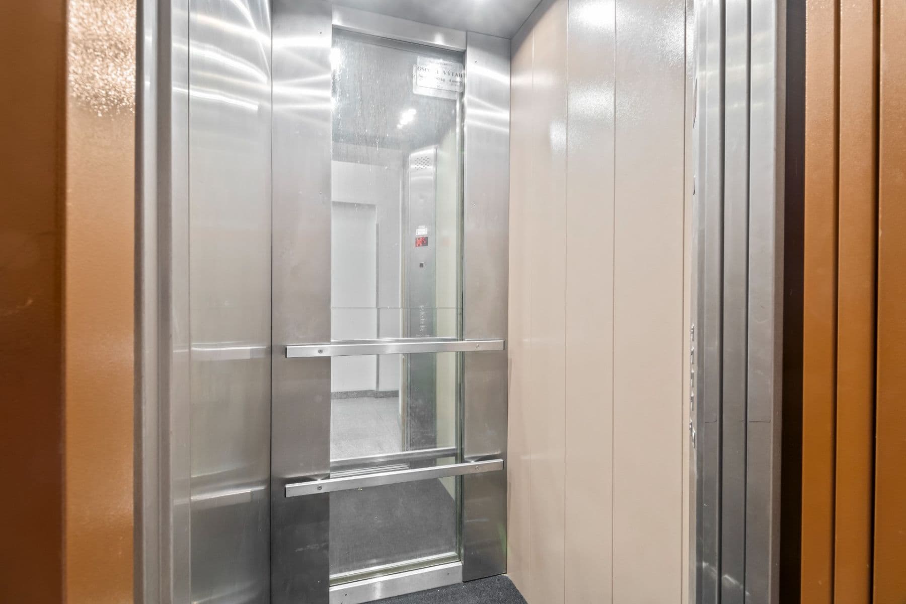 Prenájom bytu 1-izbový 39 m², Sokolovská, Praha, Praha Prenájom bytu 1-izbový 39 m², Sokolovská, Praha, Praha
