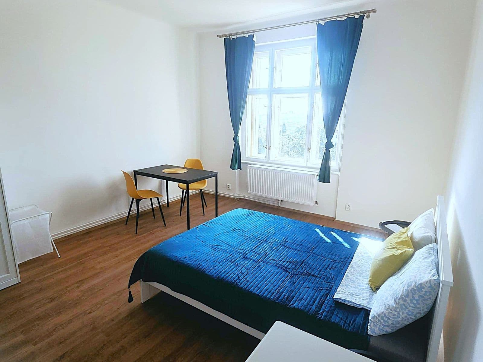 Prenájom bytu 100 m², U Havlíčkových sadů, Praha, Praha Prenájom bytu 100 m², U Havlíčkových sadů, Praha, Praha