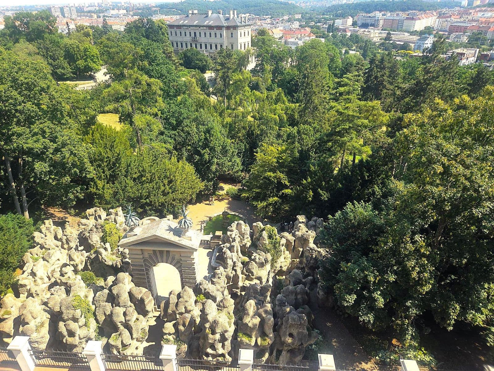 Prenájom bytu 100 m², U Havlíčkových sadů, Praha, Praha Prenájom bytu 100 m², U Havlíčkových sadů, Praha, Praha