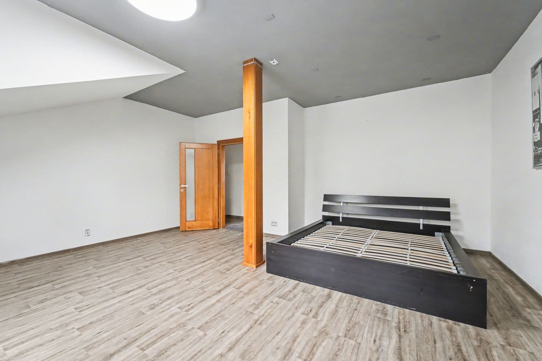 Prenájom bytu 3-izbový 116 m², Miličín, Středočeský kraj Prenájom bytu 3-izbový 116 m², Miličín, Středočeský kraj