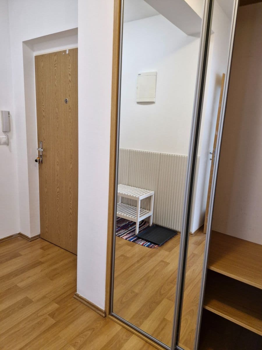 Prenájom bytu 2-izbový 46 m², Václava Trojana, Praha, Praha Prenájom bytu 2-izbový 46 m², Václava Trojana, Praha, Praha