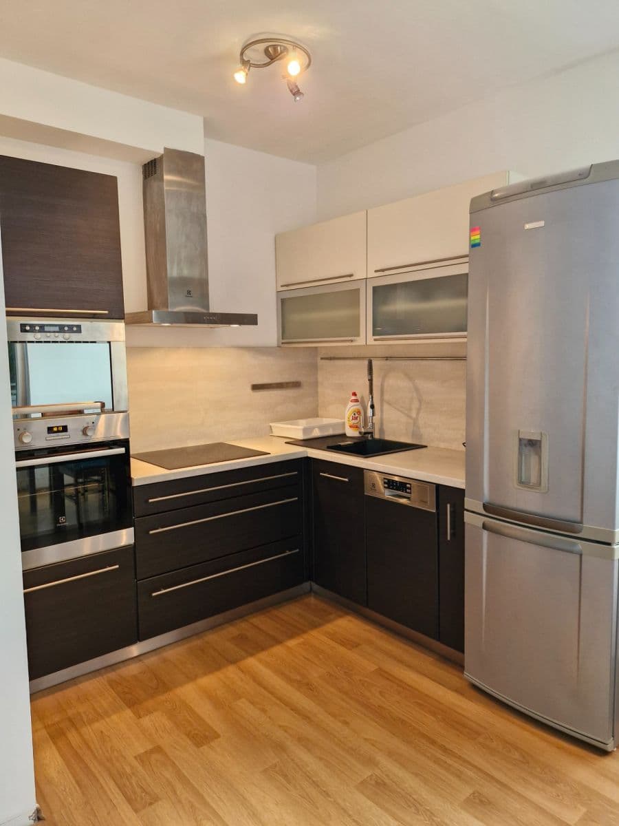 Prenájom bytu 2-izbový 46 m², Václava Trojana, Praha, Praha Prenájom bytu 2-izbový 46 m², Václava Trojana, Praha, Praha