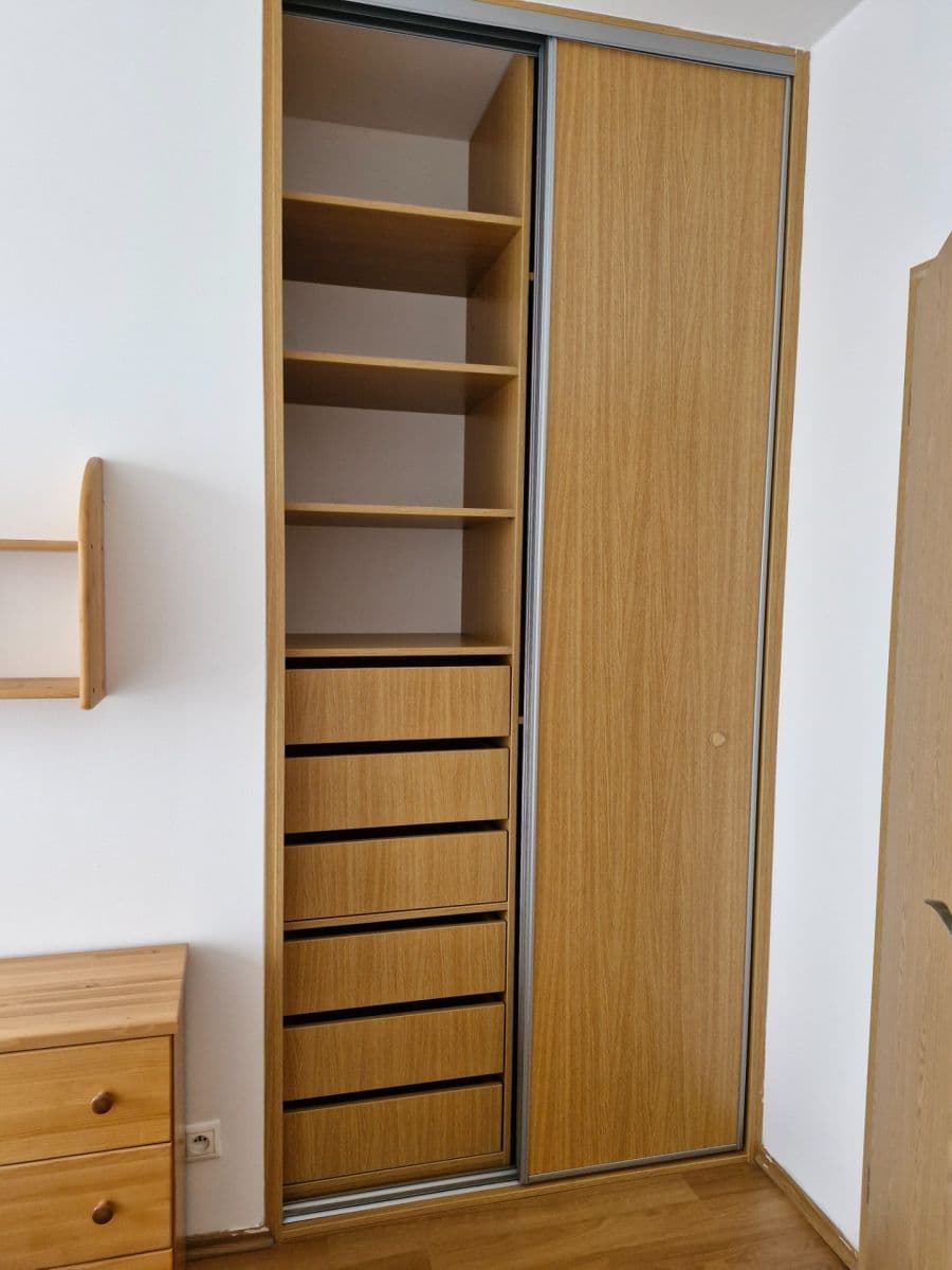 Prenájom bytu 2-izbový 46 m², Václava Trojana, Praha, Praha Prenájom bytu 2-izbový 46 m², Václava Trojana, Praha, Praha