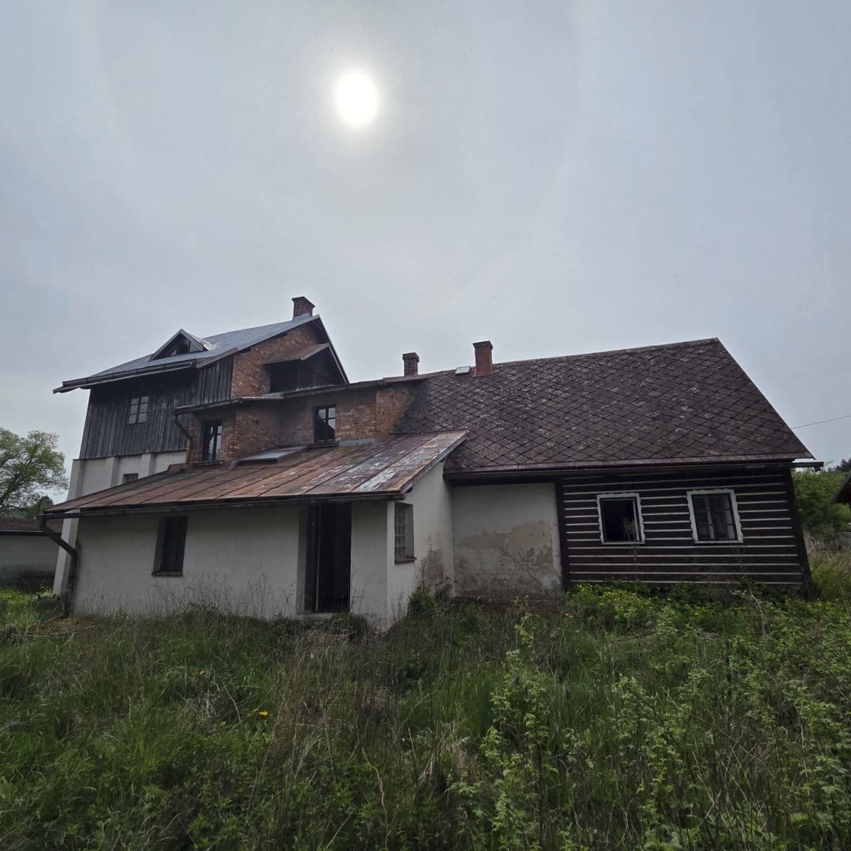 Predaj rekreačného objektu 352 m², pozemok 672 m², Velké Svatoňovice, Královéhradecký kraj Predaj rekreačného objektu 352 m², pozemok 672 m², Velké Svatoňovice, Královéhradecký kraj