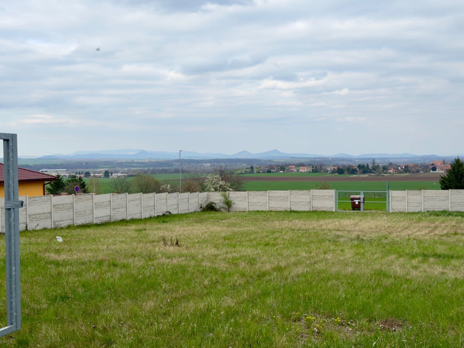 Predaj pozemku 758 m², Žatec, Ústecký kraj Predaj pozemku 758 m², Žatec, Ústecký kraj