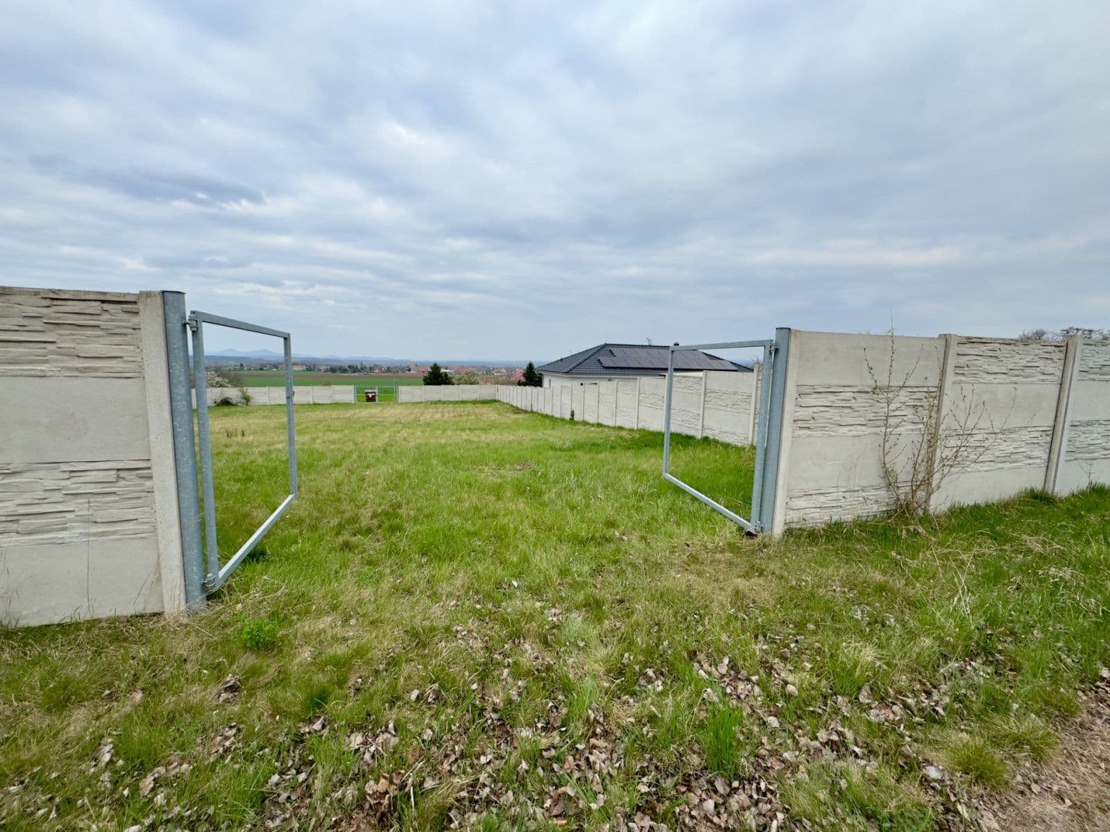 Predaj pozemku 758 m², Žatec, Ústecký kraj Predaj pozemku 758 m², Žatec, Ústecký kraj
