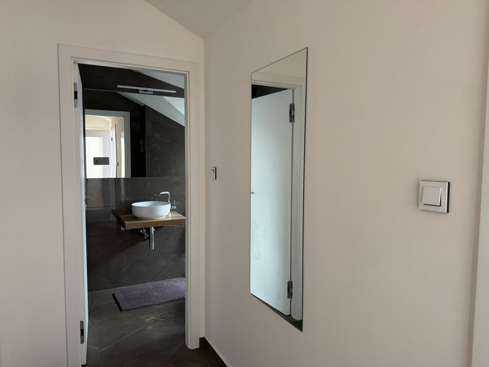 Prenájom bytu 2-izbový 39 m², Peckova, Praha, Praha Prenájom bytu 2-izbový 39 m², Peckova, Praha, Praha