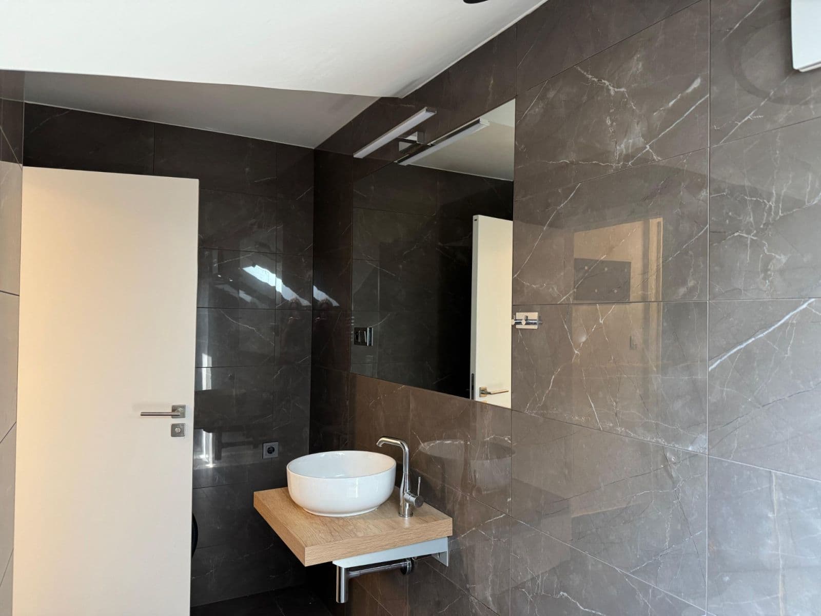 Prenájom bytu 2-izbový 39 m², Peckova, Praha, Praha Prenájom bytu 2-izbový 39 m², Peckova, Praha, Praha