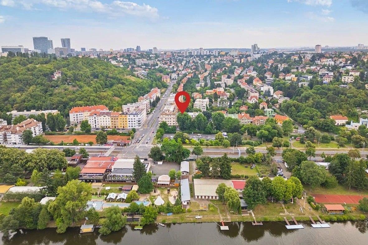 Prenájom bytu 2-izbový 44 m², Podolská, Praha, Praha Prenájom bytu 2-izbový 44 m², Podolská, Praha, Praha