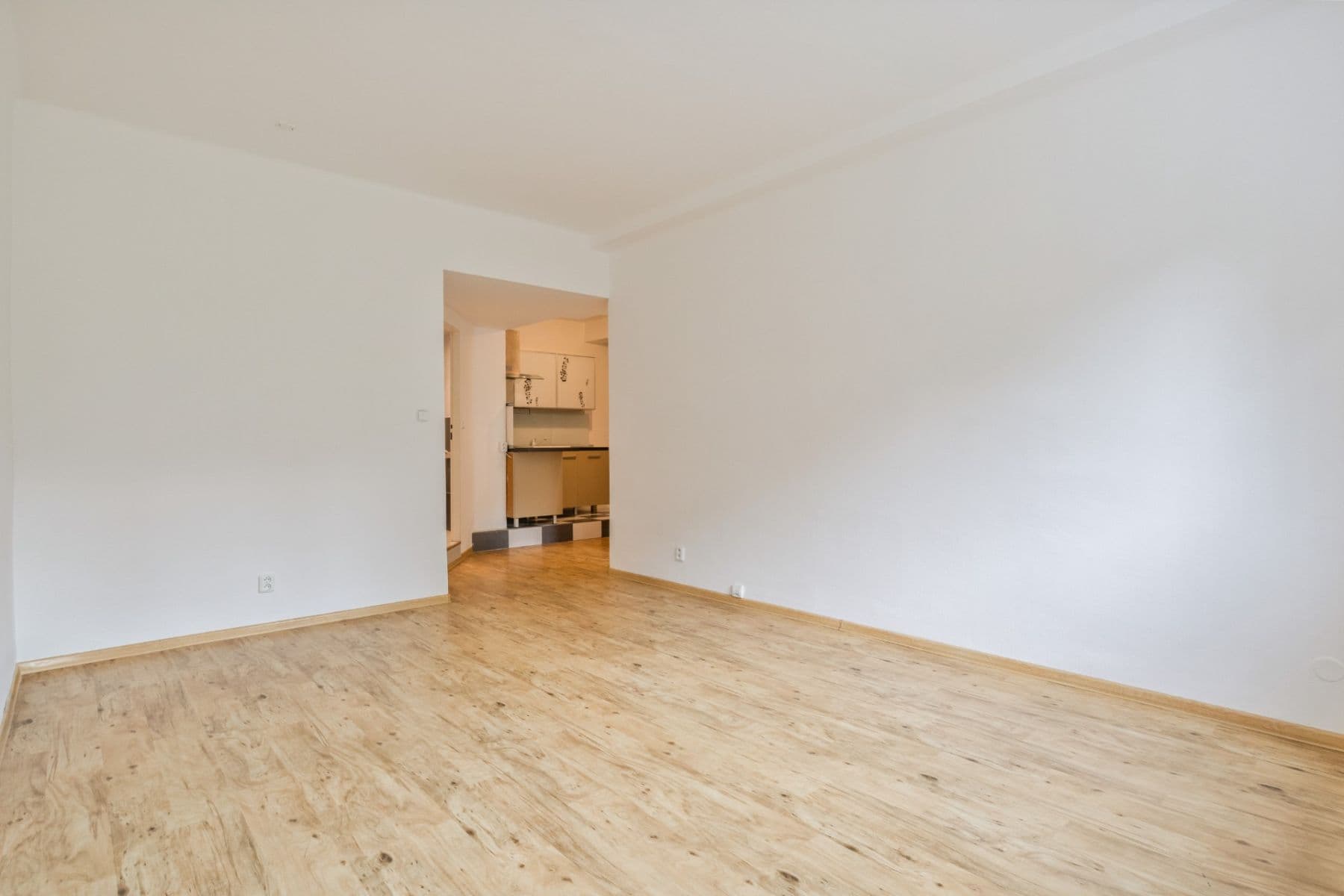 Prenájom bytu 2-izbový 44 m², Podolská, Praha, Praha Prenájom bytu 2-izbový 44 m², Podolská, Praha, Praha