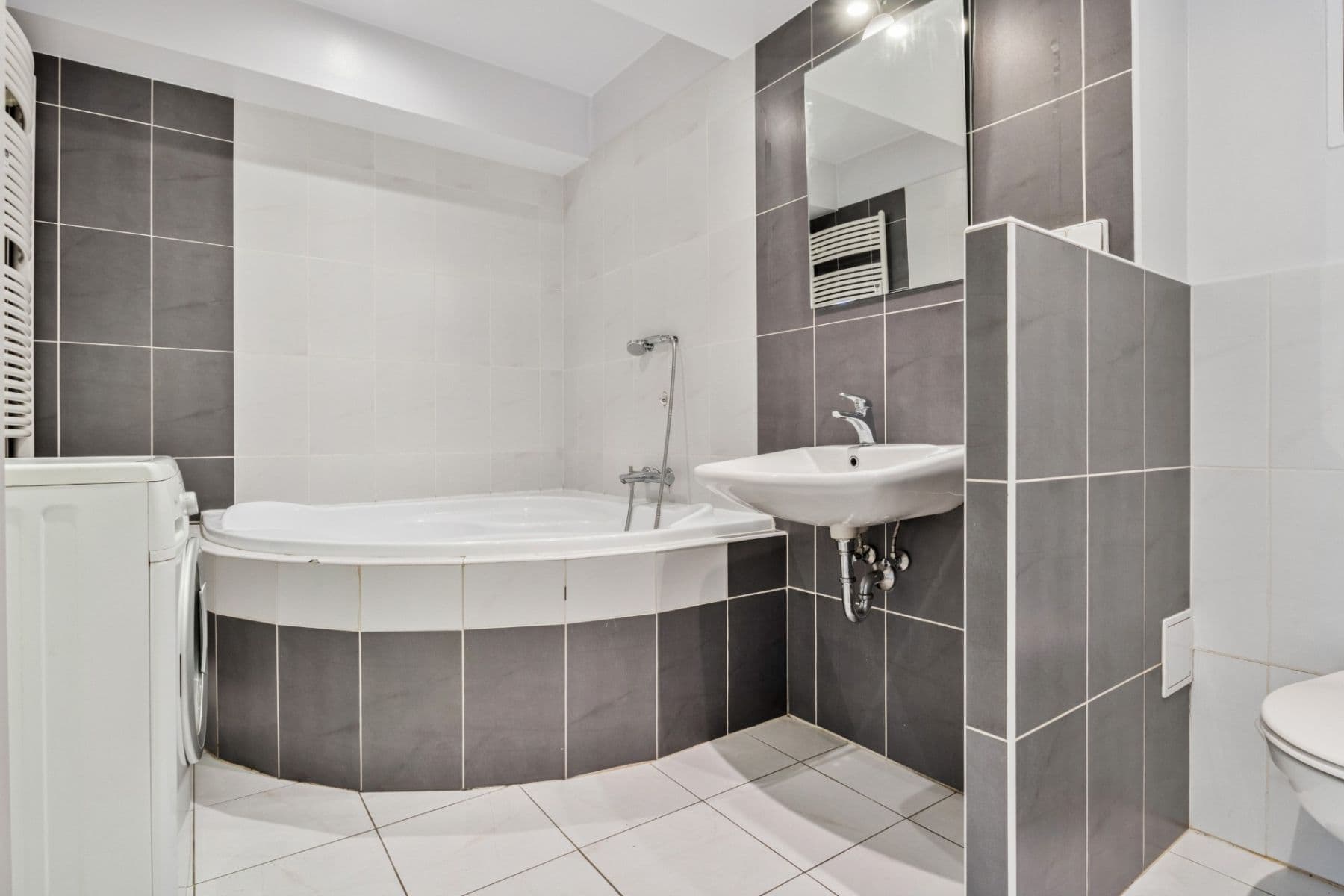 Prenájom bytu 2-izbový 44 m², Podolská, Praha, Praha Prenájom bytu 2-izbový 44 m², Podolská, Praha, Praha