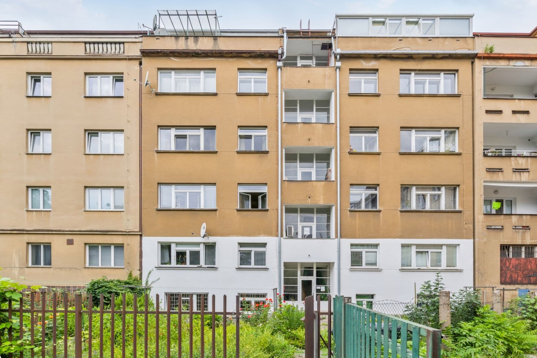 Prenájom bytu 2-izbový 44 m², Podolská, Praha, Praha Prenájom bytu 2-izbový 44 m², Podolská, Praha, Praha
