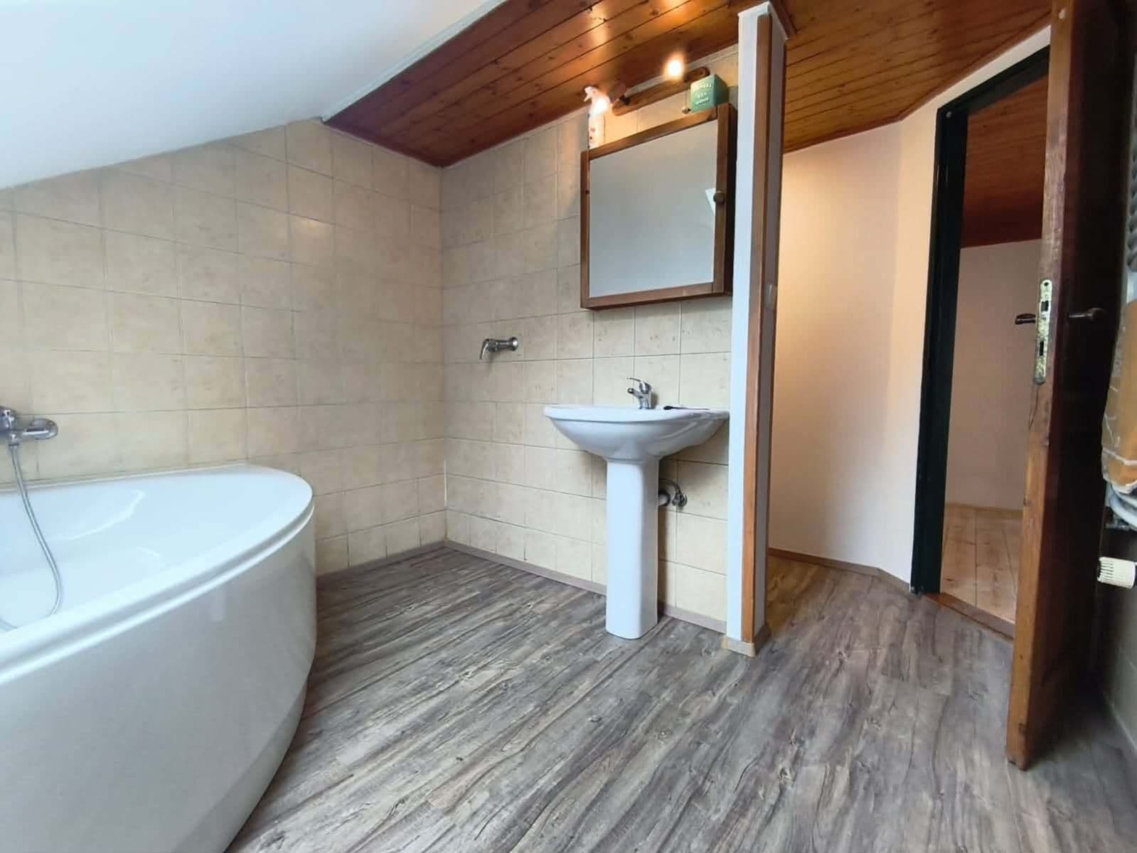 Predaj bytu 2-izbový 97 m², třída Legií, Kralupy nad Vltavou, Středočeský kraj Predaj bytu 2-izbový 97 m², třída Legií, Kralupy nad Vltavou, Středočeský kraj