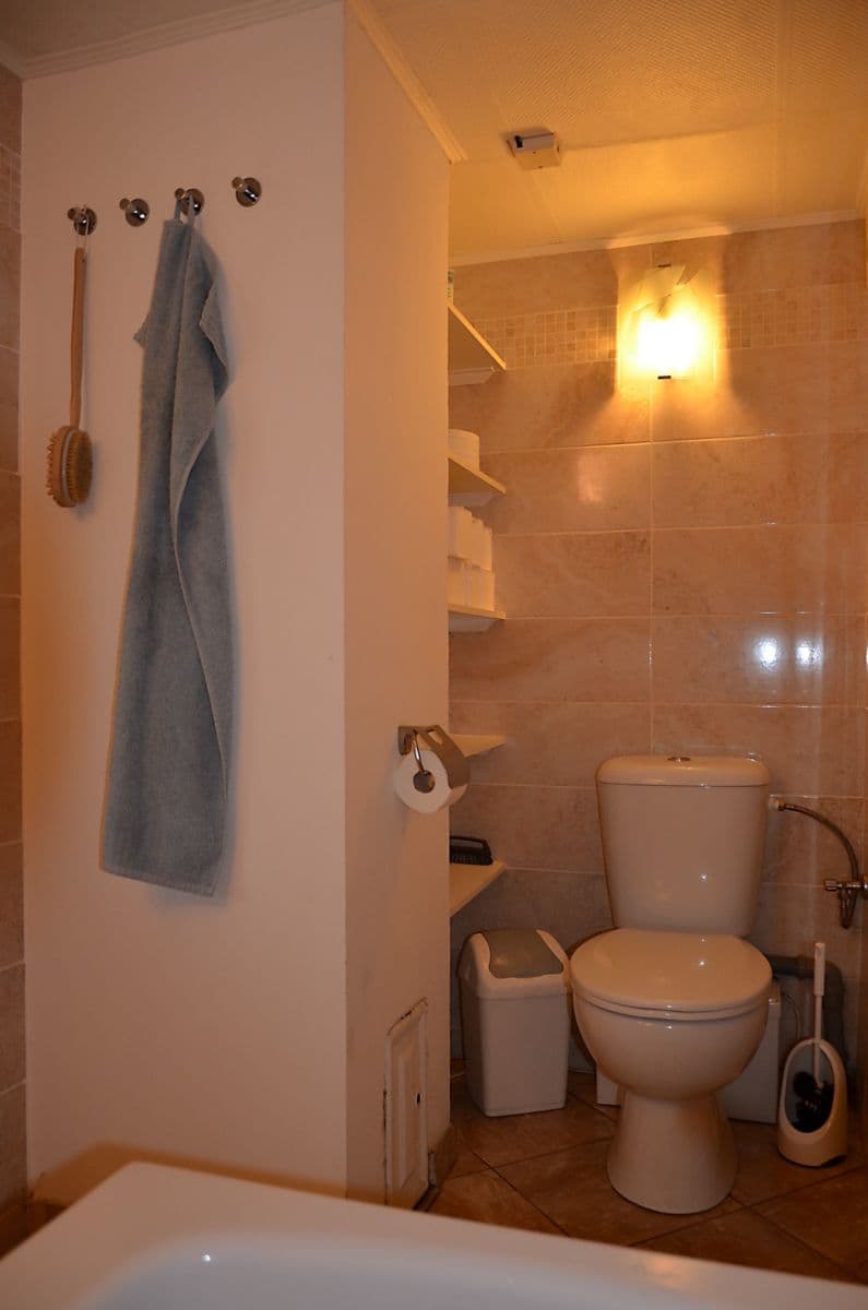 Predaj rekreačného objektu 80 m², pozemek 449 m², Dolní Břežany, Středočeský kraj Predaj rekreačného objektu 80 m², pozemek 449 m², Dolní Břežany, Středočeský kraj