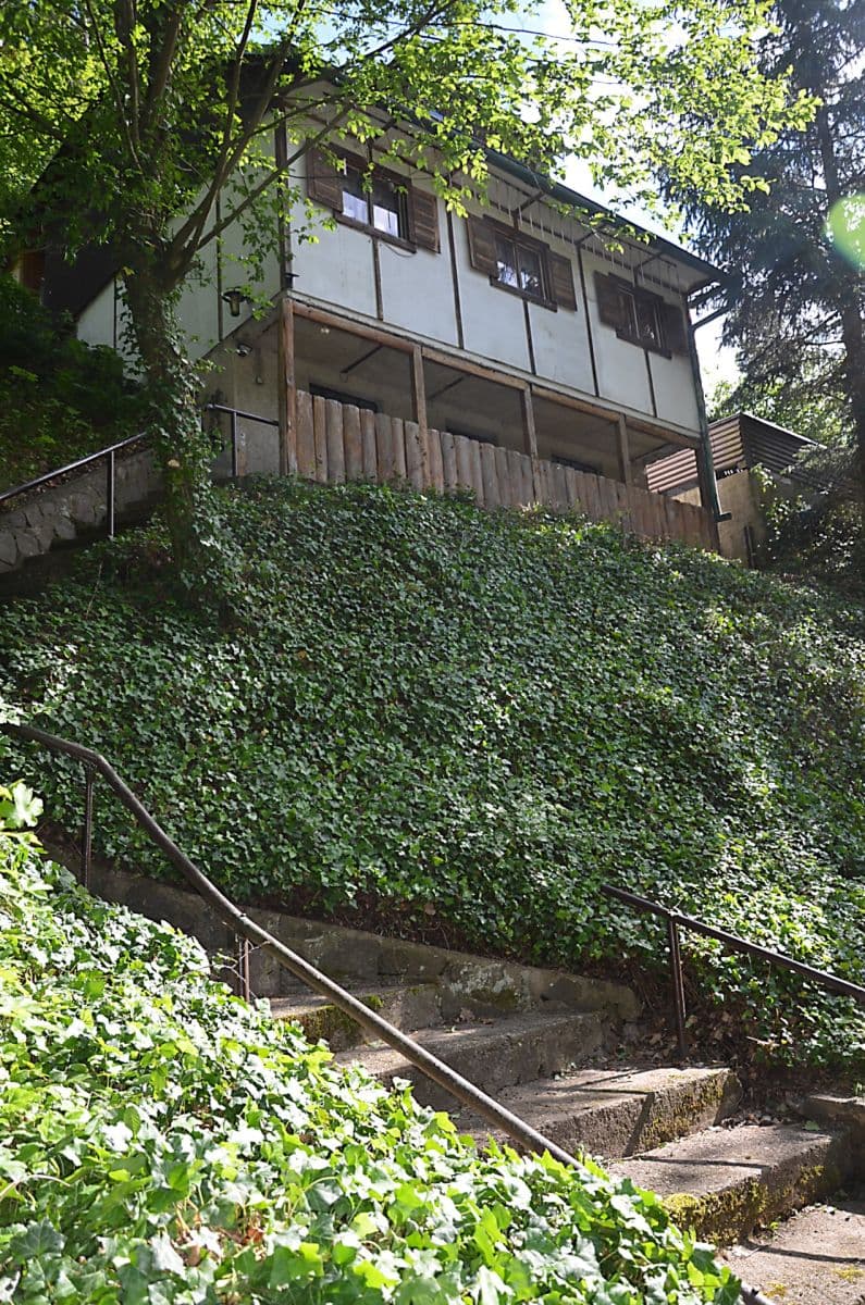 Predaj rekreačného objektu 80 m², pozemek 449 m², Dolní Břežany, Středočeský kraj Predaj rekreačného objektu 80 m², pozemek 449 m², Dolní Břežany, Středočeský kraj