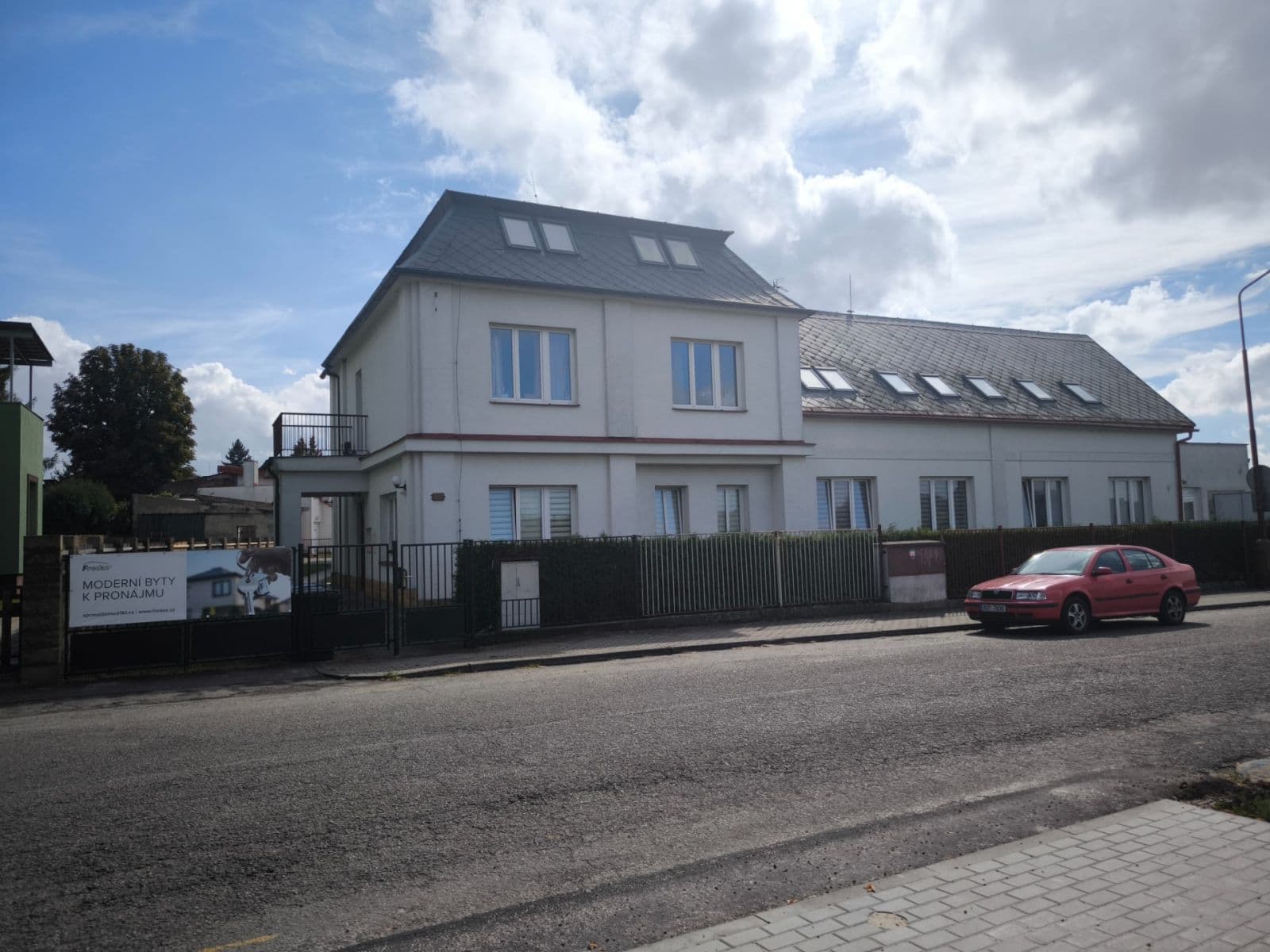 Prenájom bytu 4-izbový 106 m², Boleslavská, Sobotka, Královéhradecký kraj Prenájom bytu 4-izbový 106 m², Boleslavská, Sobotka, Královéhradecký kraj