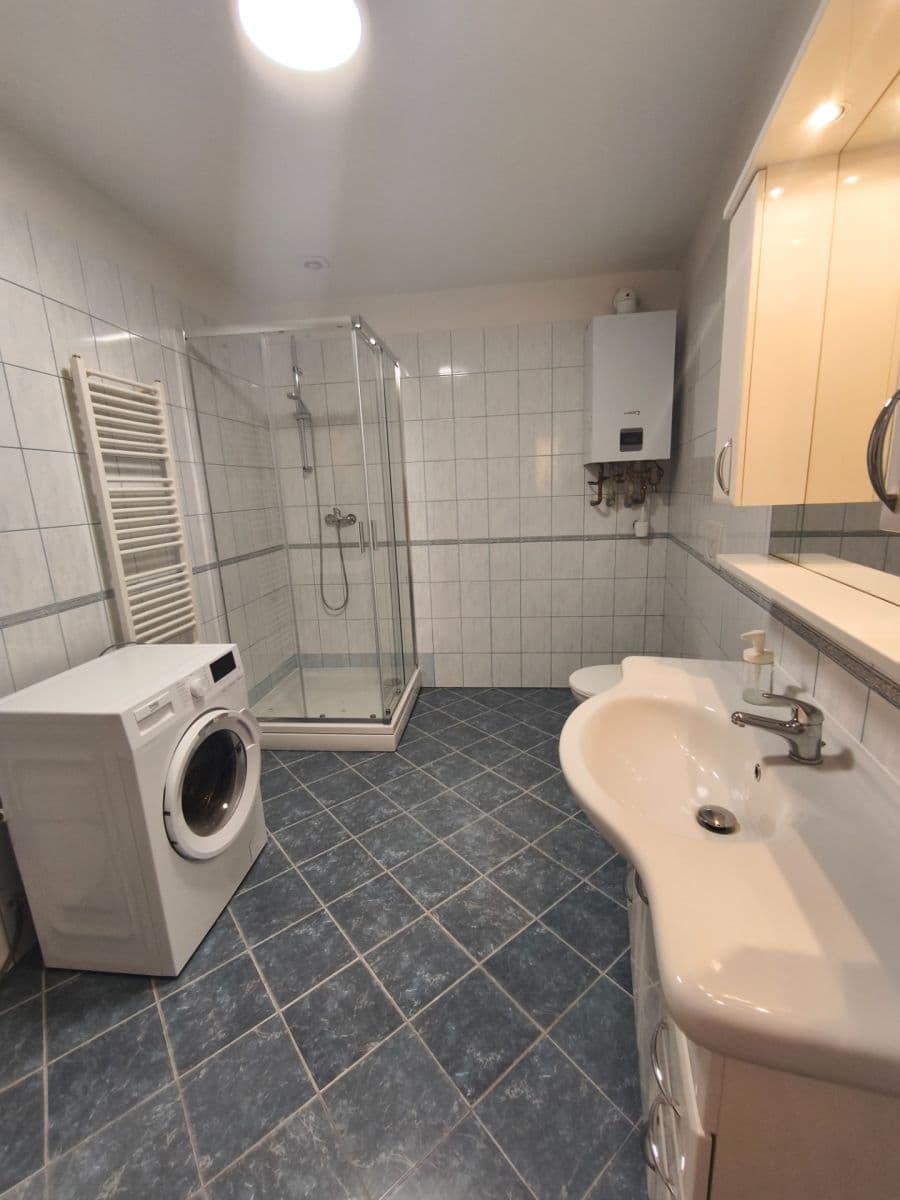 Prenájom bytu 4-izbový 106 m², Boleslavská, Sobotka, Královéhradecký kraj Prenájom bytu 4-izbový 106 m², Boleslavská, Sobotka, Královéhradecký kraj