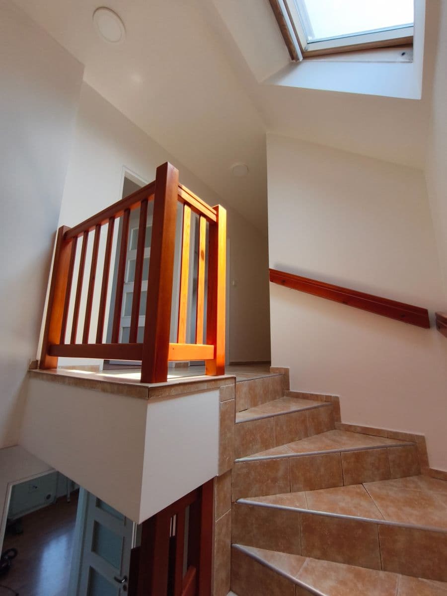 Prenájom bytu 4-izbový 106 m², Boleslavská, Sobotka, Královéhradecký kraj Prenájom bytu 4-izbový 106 m², Boleslavská, Sobotka, Královéhradecký kraj