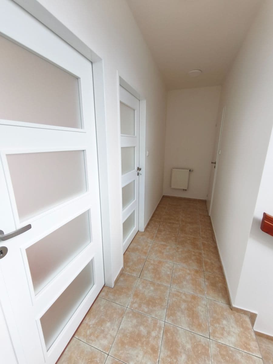 Prenájom bytu 4-izbový 106 m², Boleslavská, Sobotka, Královéhradecký kraj Prenájom bytu 4-izbový 106 m², Boleslavská, Sobotka, Královéhradecký kraj