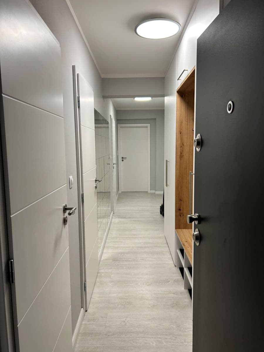 Predaj bytu 2-izbový 60 m², sídl. Hůrka, Kralupy nad Vltavou, Středočeský kraj Predaj bytu 2-izbový 60 m², sídl. Hůrka, Kralupy nad Vltavou, Středočeský kraj