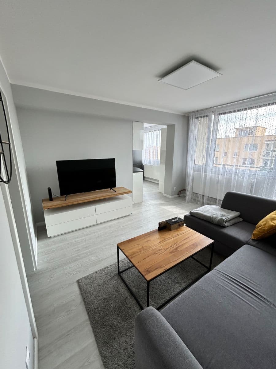 Predaj bytu 2-izbový 60 m², sídl. Hůrka, Kralupy nad Vltavou, Středočeský kraj Predaj bytu 2-izbový 60 m², sídl. Hůrka, Kralupy nad Vltavou, Středočeský kraj