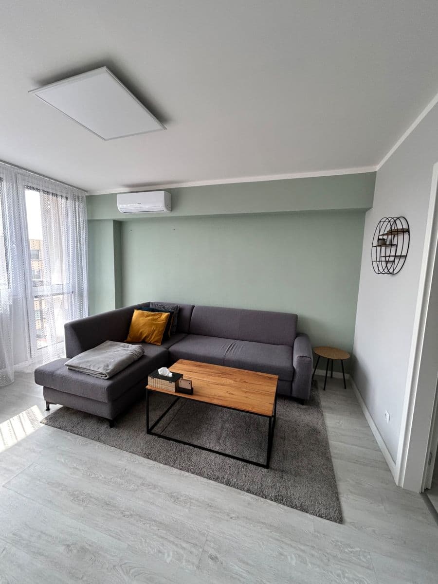 Predaj bytu 2-izbový 60 m², sídl. Hůrka, Kralupy nad Vltavou, Středočeský kraj Predaj bytu 2-izbový 60 m², sídl. Hůrka, Kralupy nad Vltavou, Středočeský kraj