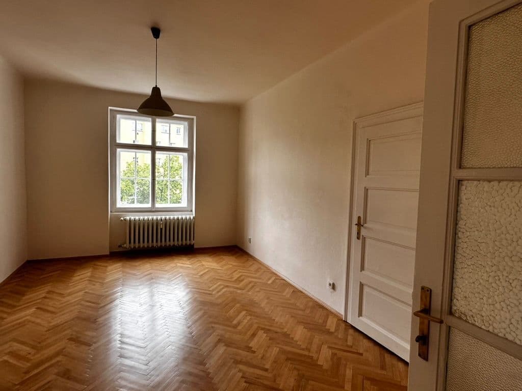 Prenájom bytu 3-izbový 146 m², Čerchovská, Praha, Praha Prenájom bytu 3-izbový 146 m², Čerchovská, Praha, Praha