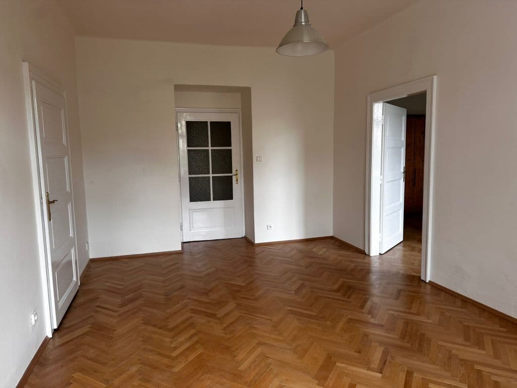 Prenájom bytu 3-izbový 146 m², Čerchovská, Praha, Praha Prenájom bytu 3-izbový 146 m², Čerchovská, Praha, Praha