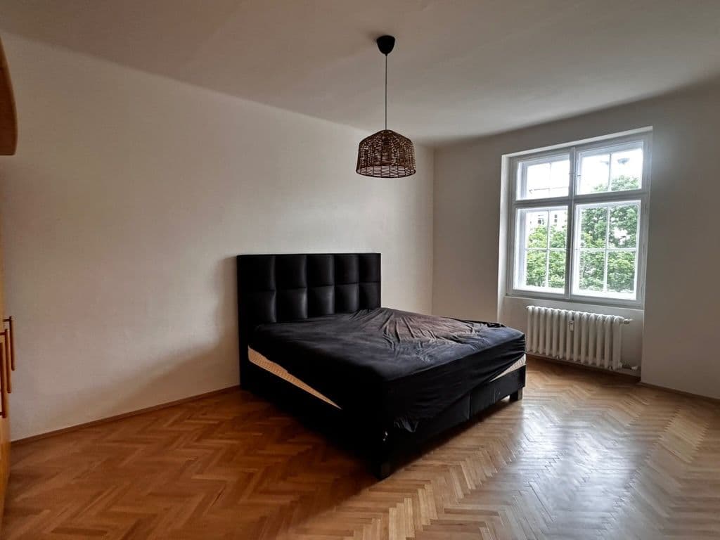 Prenájom bytu 3-izbový 146 m², Čerchovská, Praha, Praha Prenájom bytu 3-izbový 146 m², Čerchovská, Praha, Praha