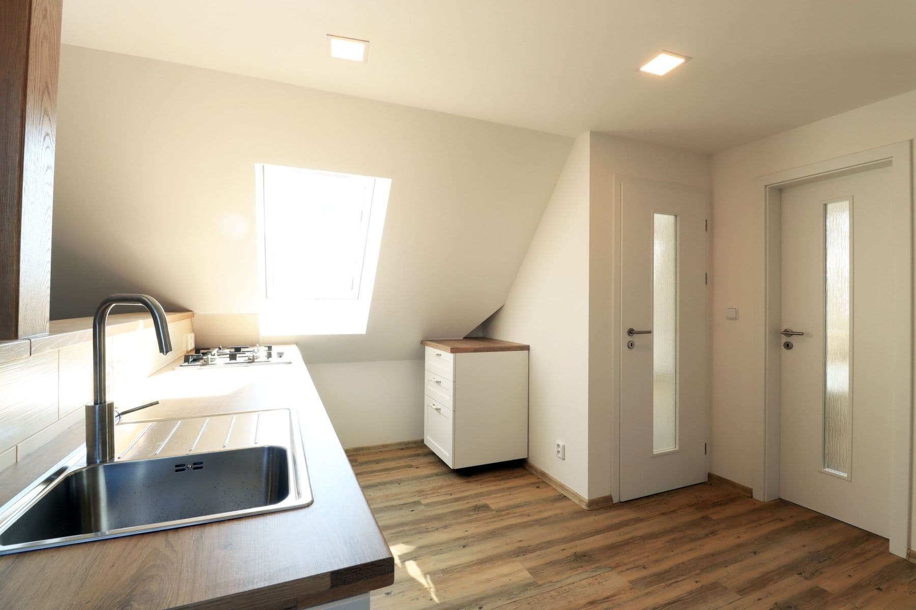 Prenájom bytu 2-izbový 65 m², Chýňská, Praha, Praha Prenájom bytu 2-izbový 65 m², Chýňská, Praha, Praha