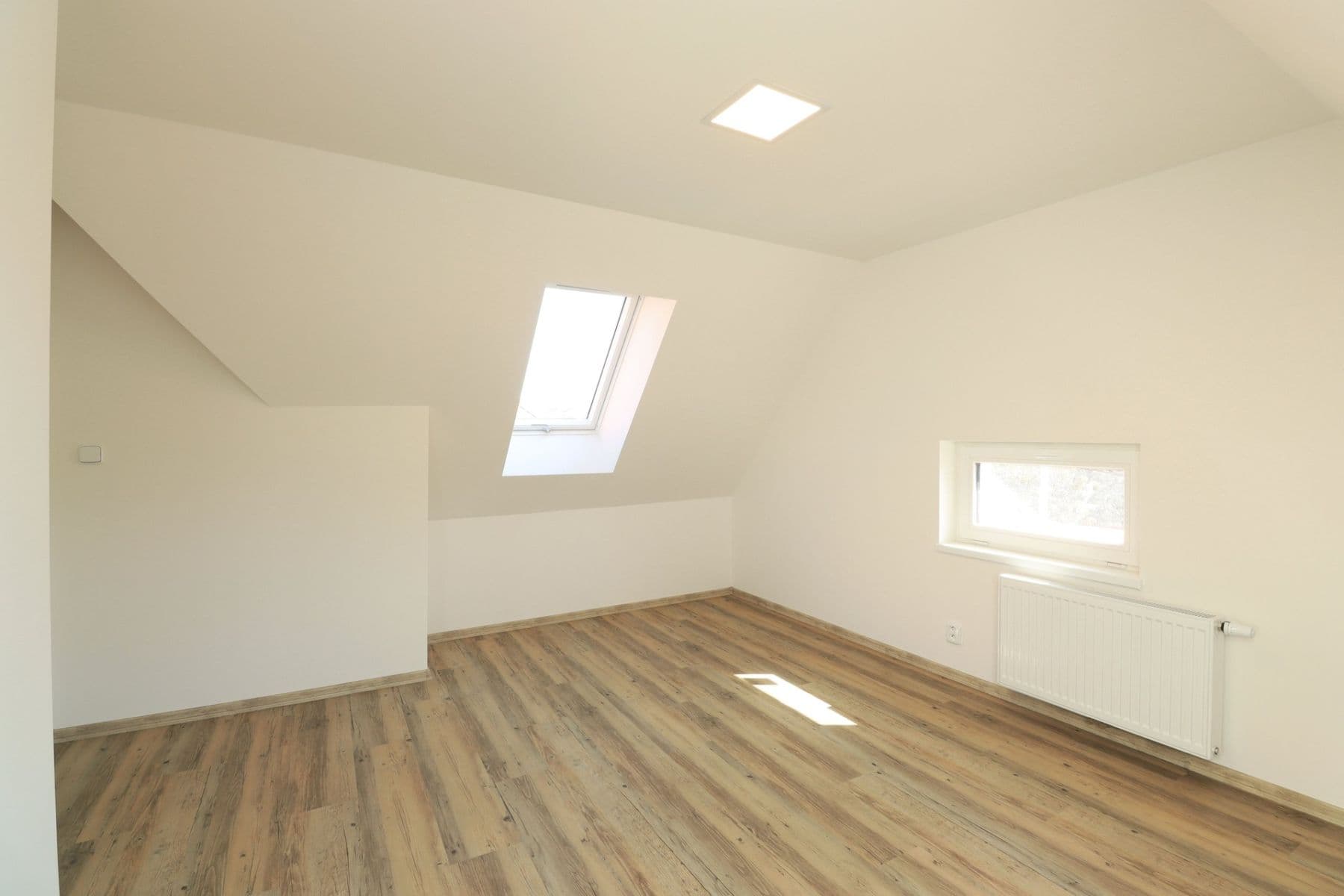 Prenájom bytu 2-izbový 65 m², Chýňská, Praha, Praha Prenájom bytu 2-izbový 65 m², Chýňská, Praha, Praha