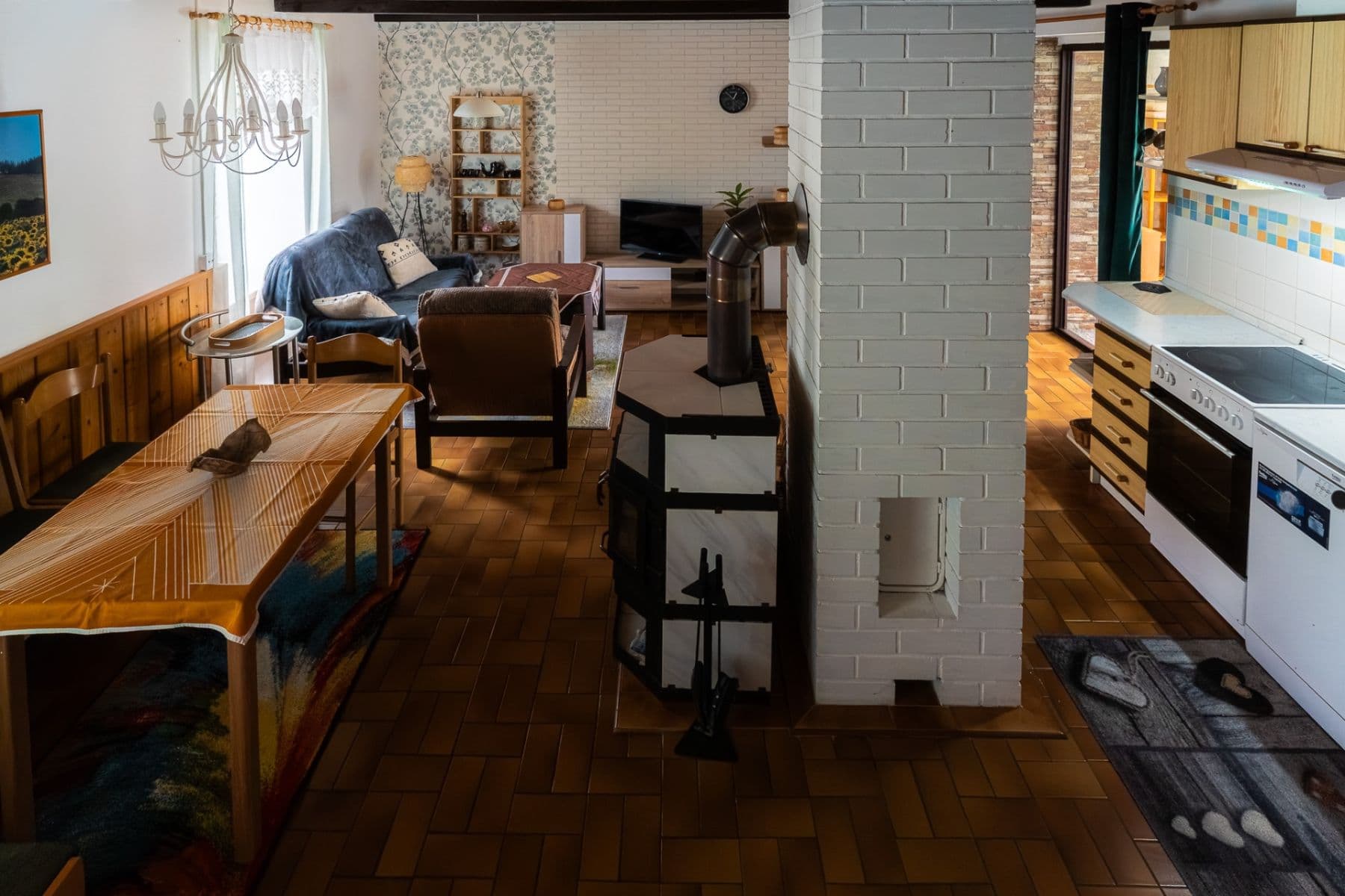 Prenájom domu 123 m², pozemok 1.700 m², Hradešín, Středočeský kraj Prenájom domu 123 m², pozemok 1.700 m², Hradešín, Středočeský kraj