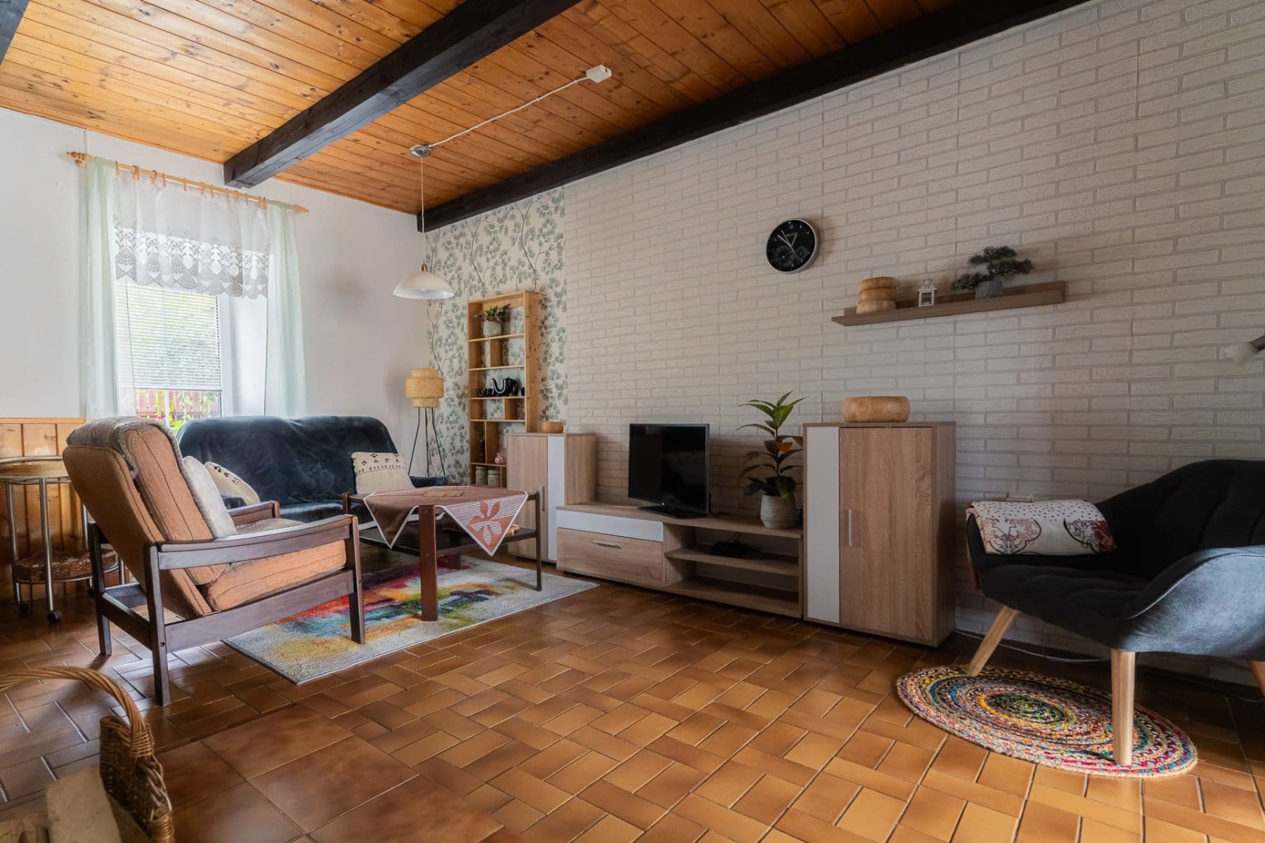 Prenájom domu 123 m², pozemok 1.700 m², Hradešín, Středočeský kraj Prenájom domu 123 m², pozemok 1.700 m², Hradešín, Středočeský kraj