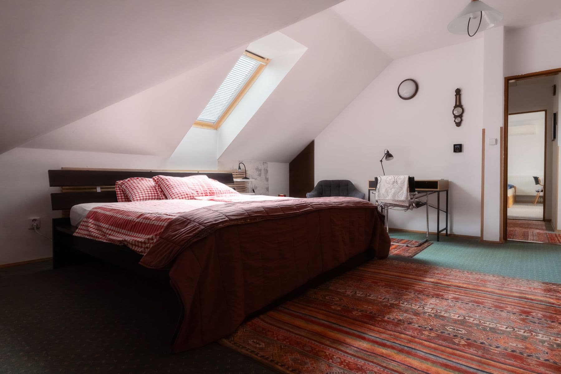 Prenájom domu 123 m², pozemok 1.700 m², Hradešín, Středočeský kraj Prenájom domu 123 m², pozemok 1.700 m², Hradešín, Středočeský kraj