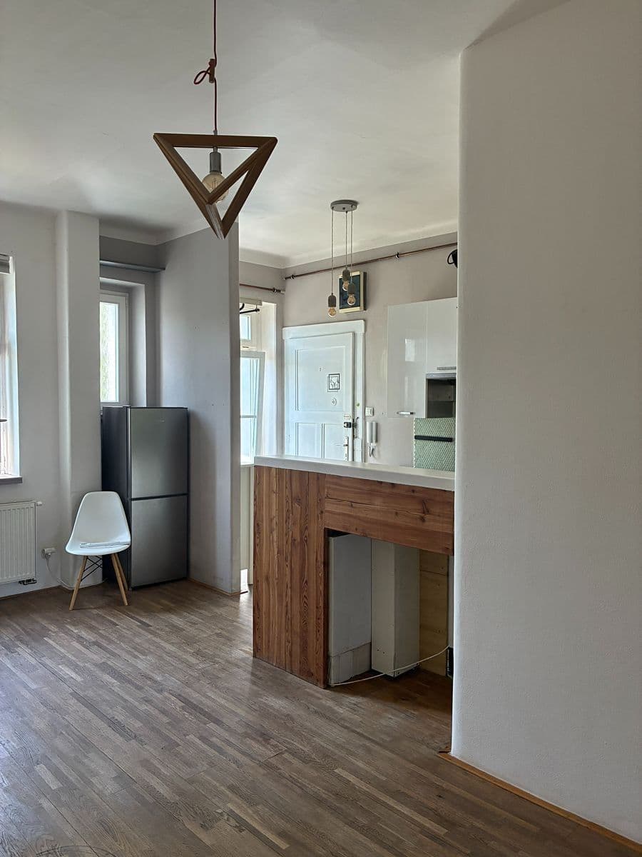 Prenájom bytu 2-izbový 53 m², U Uranie, Praha, Praha Prenájom bytu 2-izbový 53 m², U Uranie, Praha, Praha