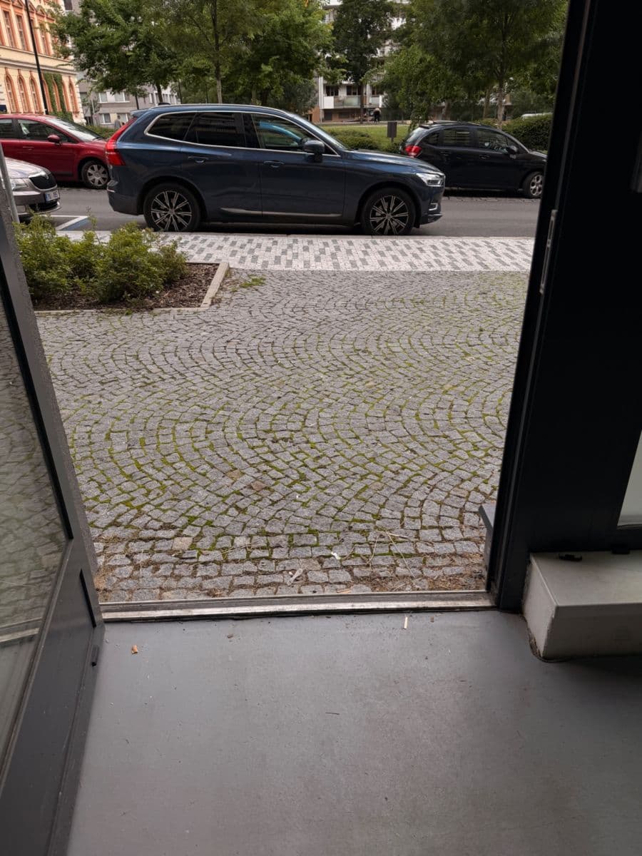 Prenájom nebytového priestoru 50 m², Blahoslavova, Praha, Praha Prenájom nebytového priestoru 50 m², Blahoslavova, Praha, Praha