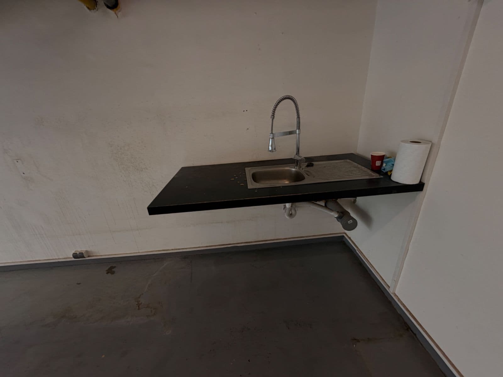Prenájom nebytového priestoru 50 m², Blahoslavova, Praha, Praha Prenájom nebytového priestoru 50 m², Blahoslavova, Praha, Praha