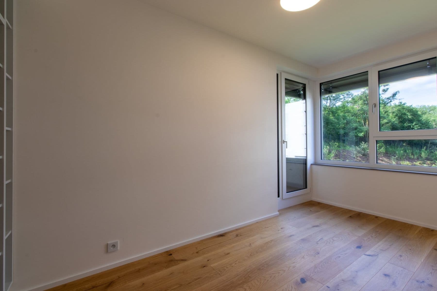 Prenájom bytu 3-izbový 82 m², U Komína, Praha, Praha Prenájom bytu 3-izbový 82 m², U Komína, Praha, Praha